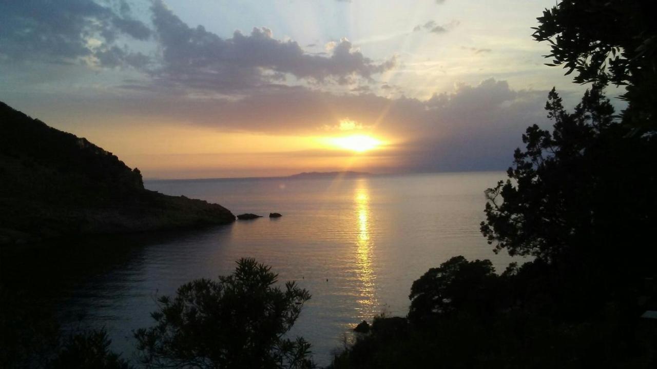 Appartamenti Villa Lina Nisporto Bagian luar foto
